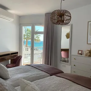  Apartment Center & Sea View Torresol Spanien